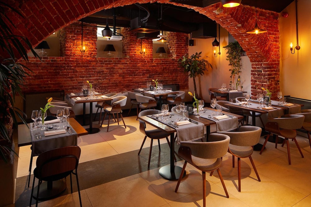 Hotel Estera — Restaurant & bars in Krakow, Lesser Poland