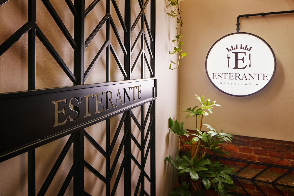 Hotel Estera — Restaurant & bars in Krakow, Lesser Poland