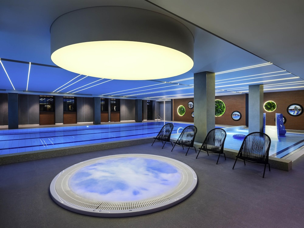 Mercure Krakow Fabryczna City — Swimming pool in Krakow, Lesser Poland