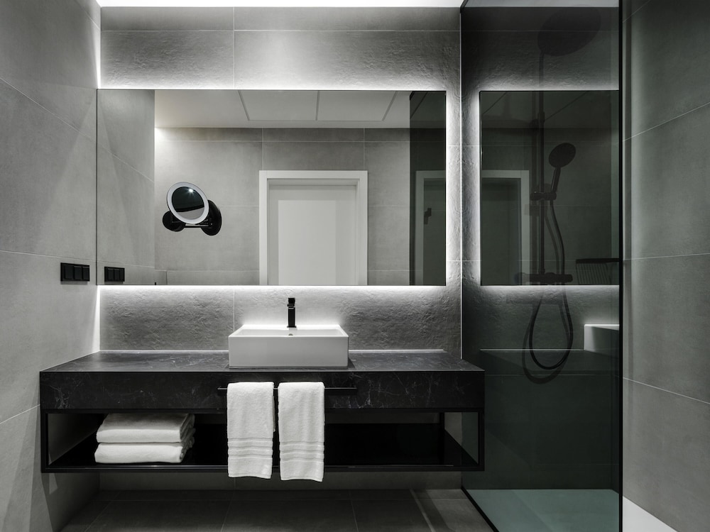 Mercure Krakow Fabryczna City — Hotel rooms in Krakow, Lesser Poland