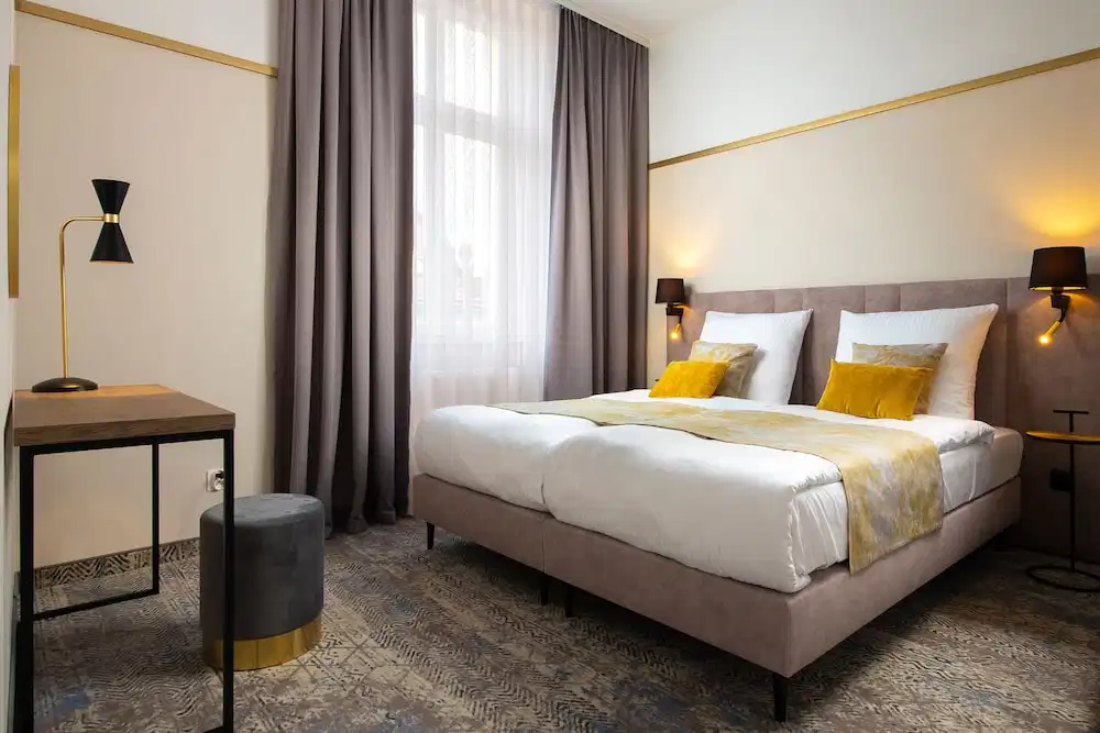 MR67 Mayera Rapaporta — Hotel rooms in Krakow, Lesser Poland
