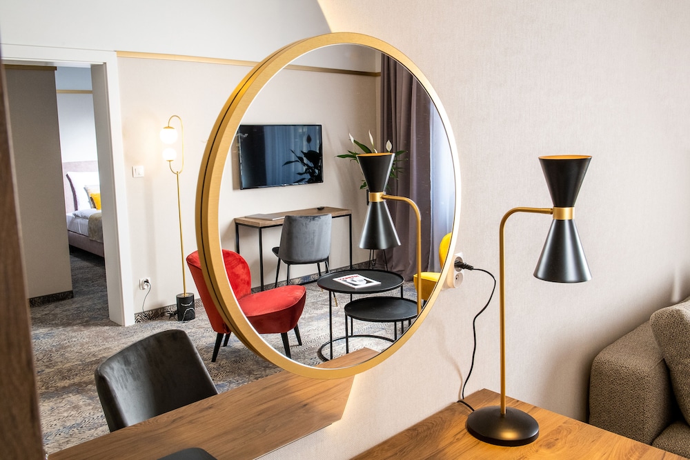 MR67 Mayera Rapaporta — Hotel rooms in Krakow, Lesser Poland