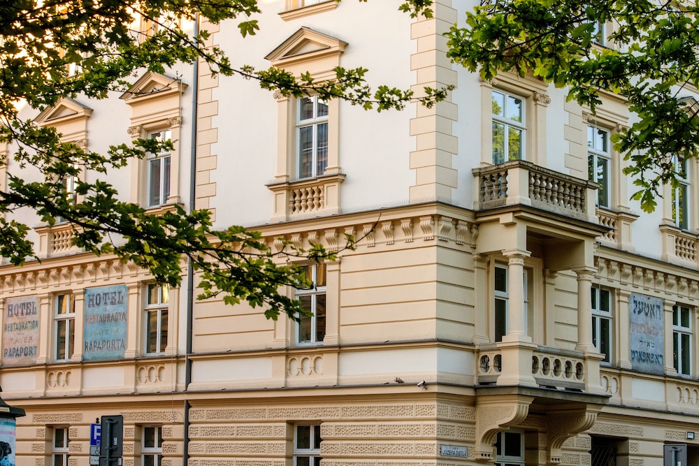 MR67 Mayera Rapaporta — Hotel building in Krakow, Lesser Poland