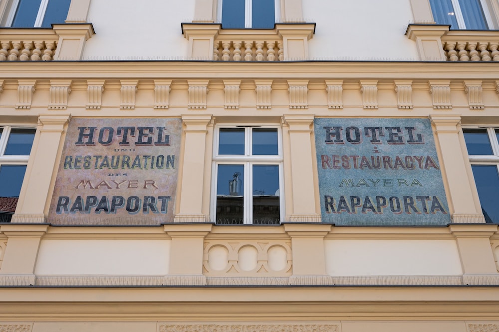 MR67 Mayera Rapaporta — Hotel building in Krakow, Lesser Poland