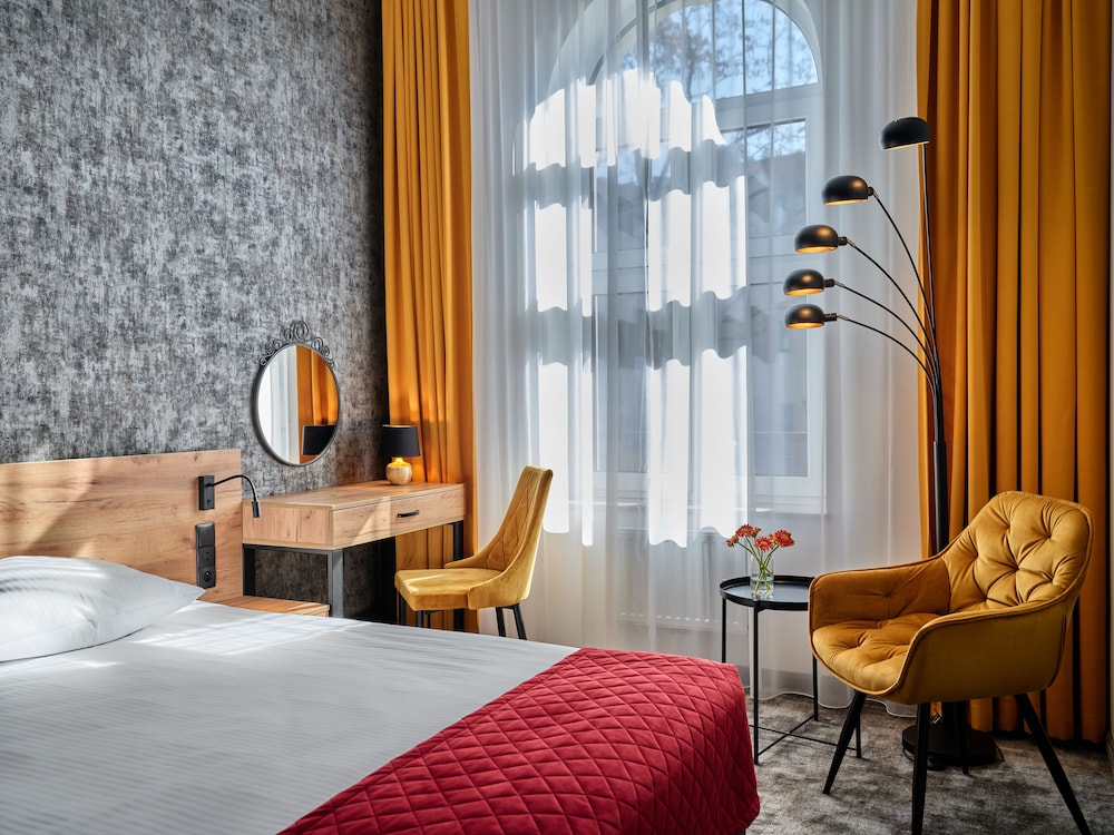 1891 Garni Hotel — Hotel rooms in Krakow, Lesser Poland