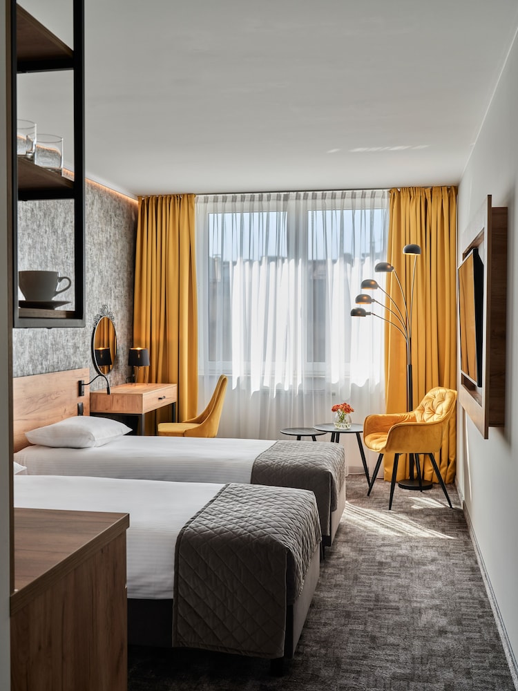 1891 Garni Hotel — Hotel rooms in Krakow, Lesser Poland