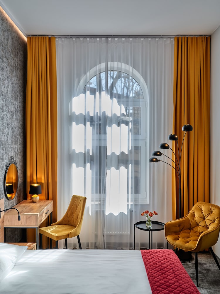 1891 Garni Hotel — Hotel rooms in Krakow, Lesser Poland