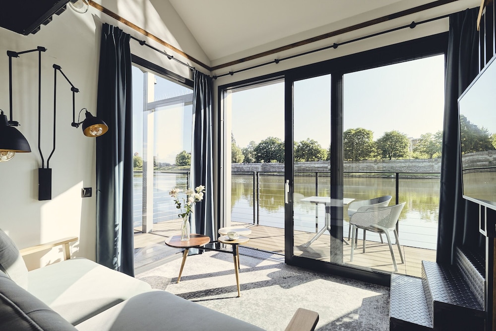 New Port Hotel — Hotel rooms in Krakow, Lesser Poland