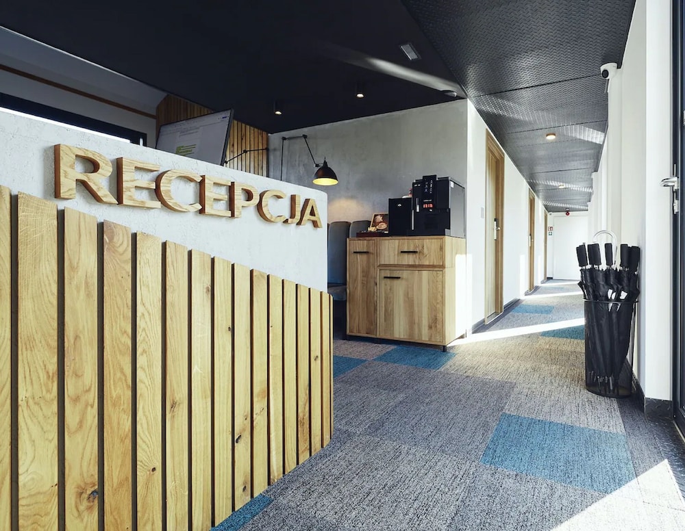 New Port Hotel — Hotel building in Krakow, Lesser Poland