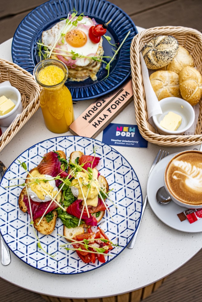 New Port Hotel — Restaurant & bars in Krakow, Lesser Poland