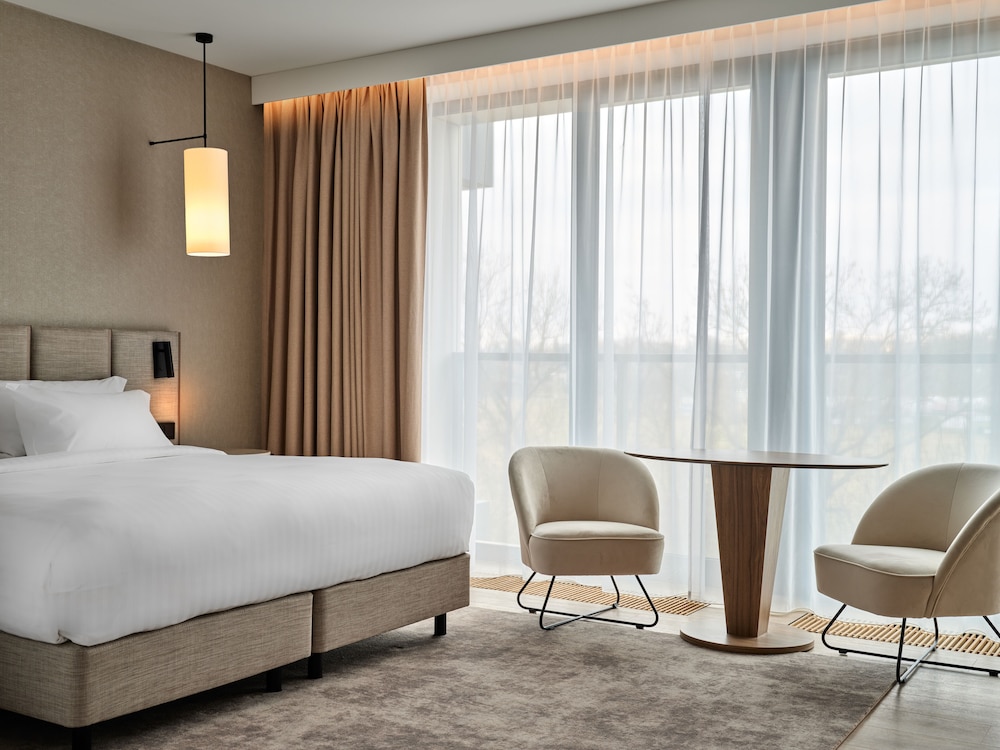 AC Hotel by Marriott Krakow — Hotel rooms in Krakow, Lesser Poland