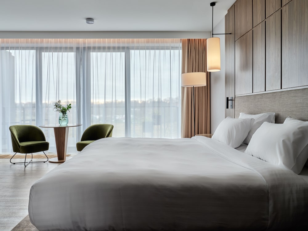 AC Hotel by Marriott Krakow — Hotel rooms in Krakow, Lesser Poland