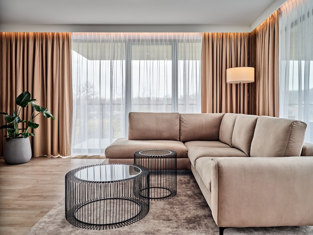 AC Hotel by Marriott Krakow — Hotel rooms in Krakow, Lesser Poland
