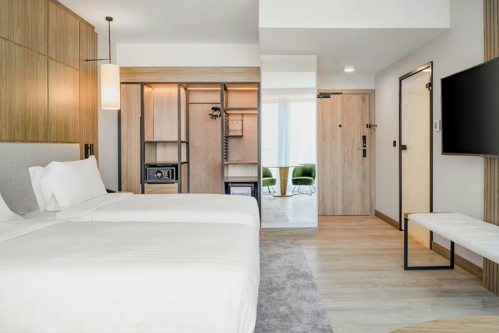 AC Hotel by Marriott Krakow — Hotel rooms in Krakow, Lesser Poland