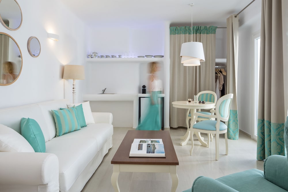 Colours of Mykonos — Hotel rooms in Ornos, South Aegean