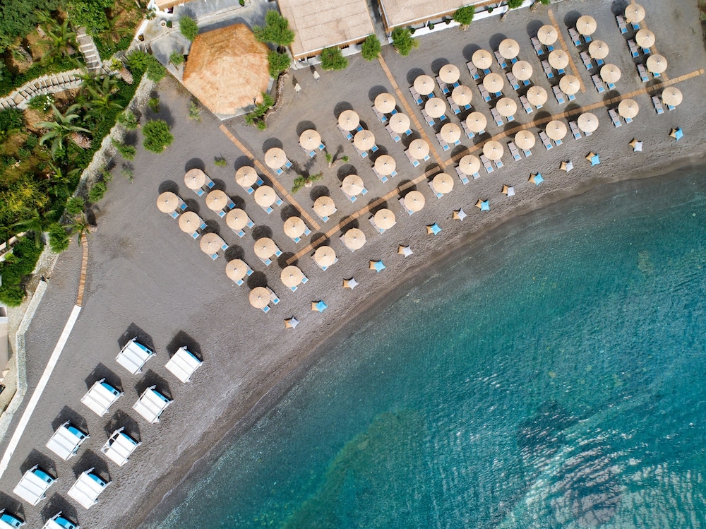 Out Of The Blue All Inclusive Resort & Spa — Beach in Lygaria