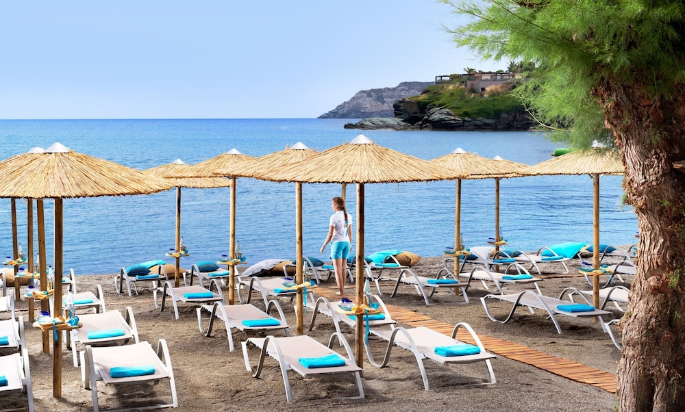 Out Of The Blue All Inclusive Resort & Spa — Beach in Lygaria