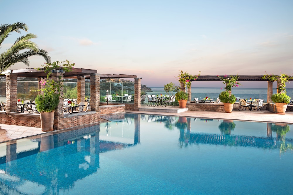 Out Of The Blue All Inclusive Resort & Spa — Swimming pool in Lygaria