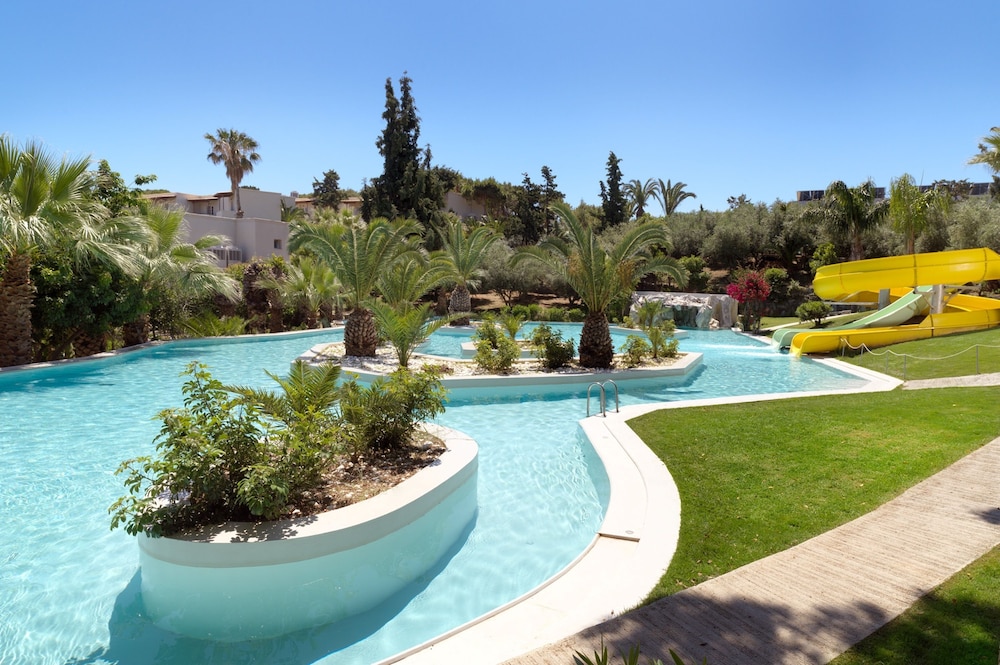 Out Of The Blue All Inclusive Resort & Spa — Swimming pool in Lygaria