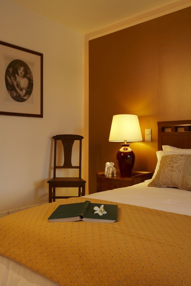 Out Of The Blue All Inclusive Resort & Spa — Hotel rooms in Lygaria