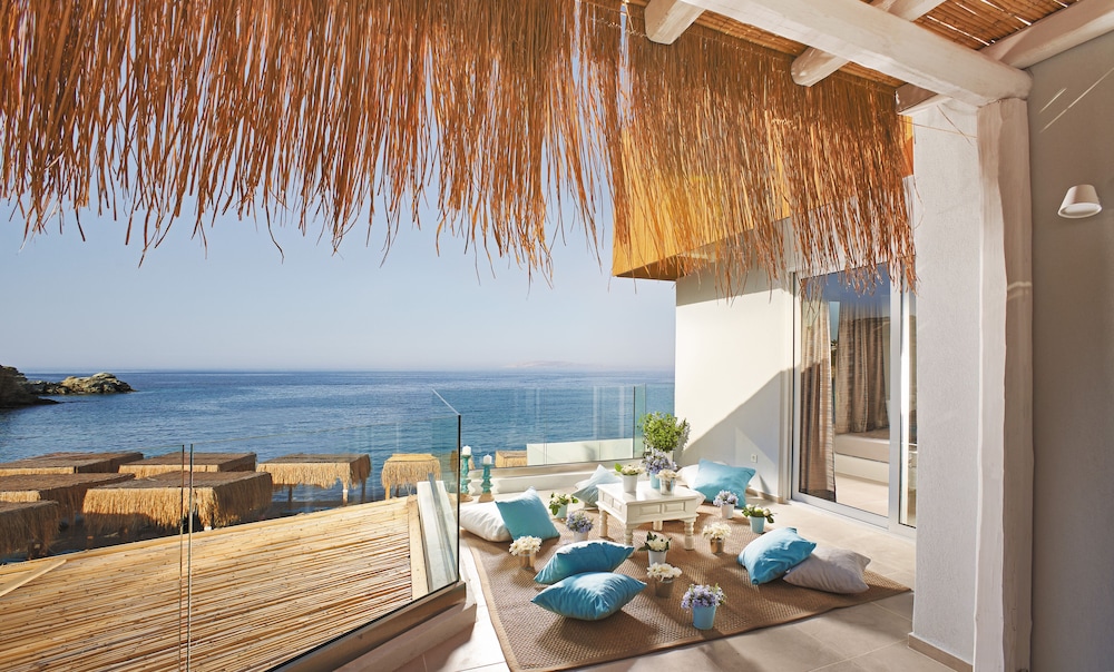 Out Of The Blue All Inclusive Resort & Spa — Hotel building in Lygaria
