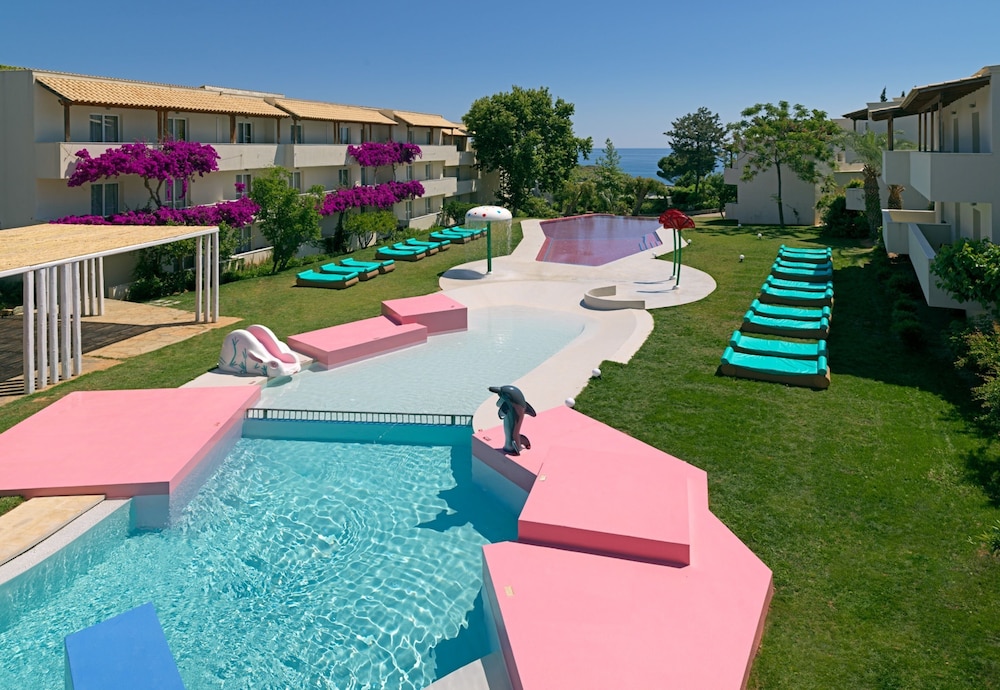 Out Of The Blue All Inclusive Resort & Spa — Attractions for children in Lygaria