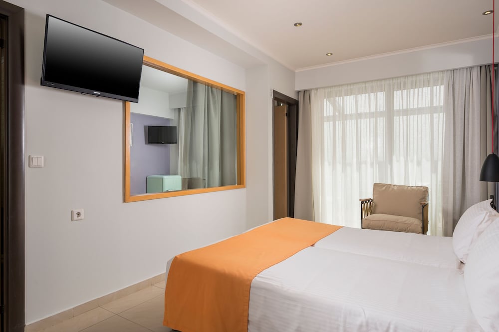 Corissia Princess Hotel — Hotel rooms in Georgioupolis