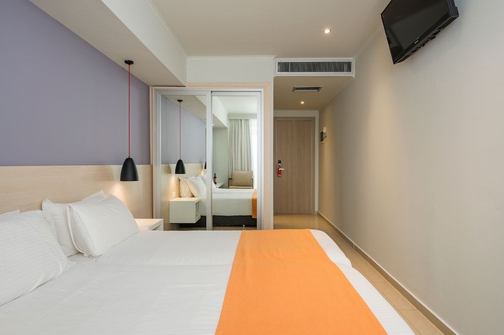 Corissia Princess Hotel — Hotel rooms in Georgioupolis