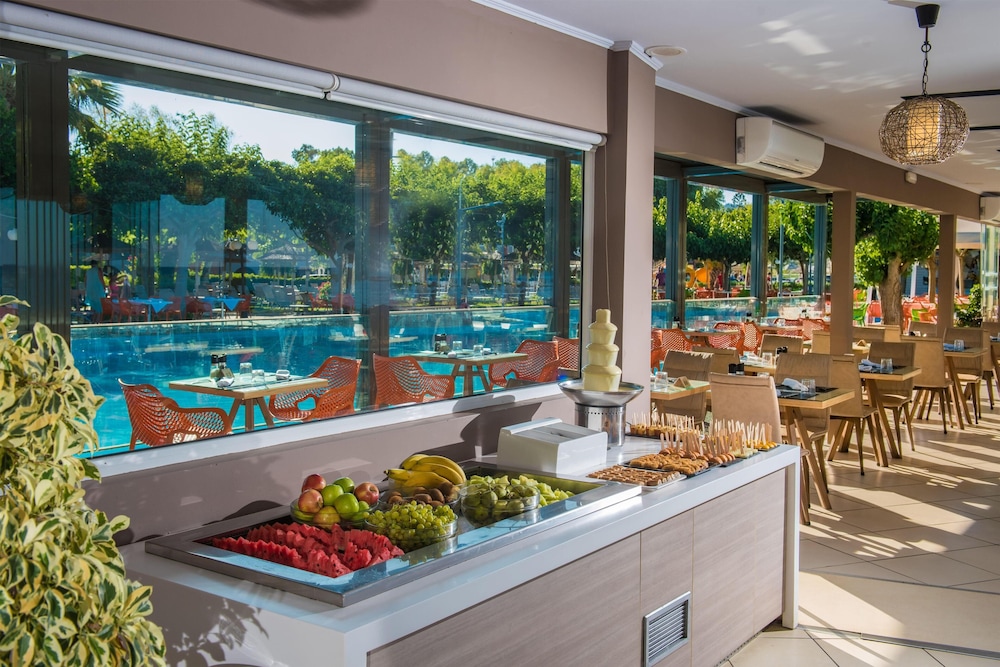 Corissia Princess Hotel — Restaurant & bars in Georgioupolis