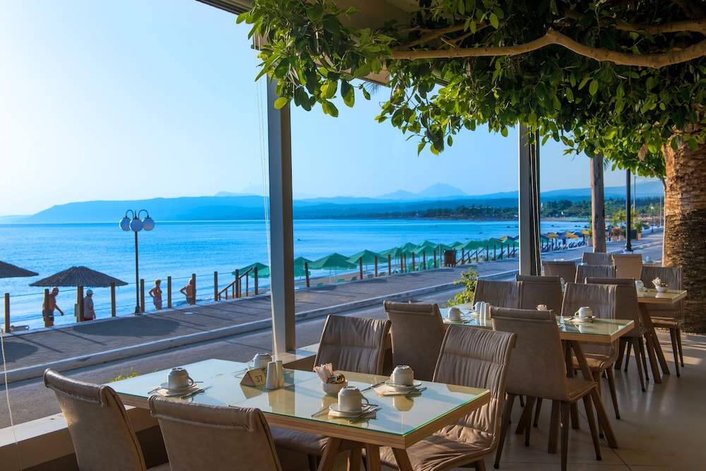 Corissia Princess Hotel — Restaurant & bars in Georgioupolis