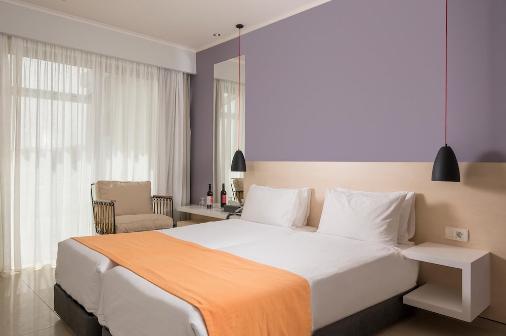 Corissia Princess Hotel — Hotel rooms in Georgioupolis