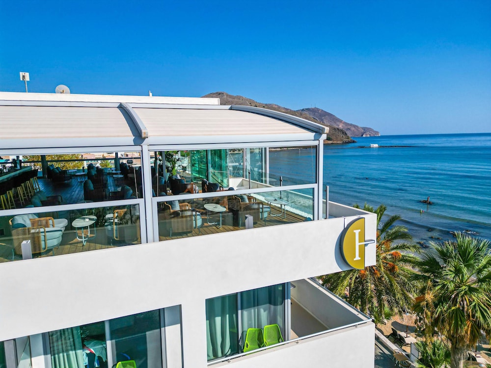 Corissia Princess Hotel — Hotel building in Georgioupolis