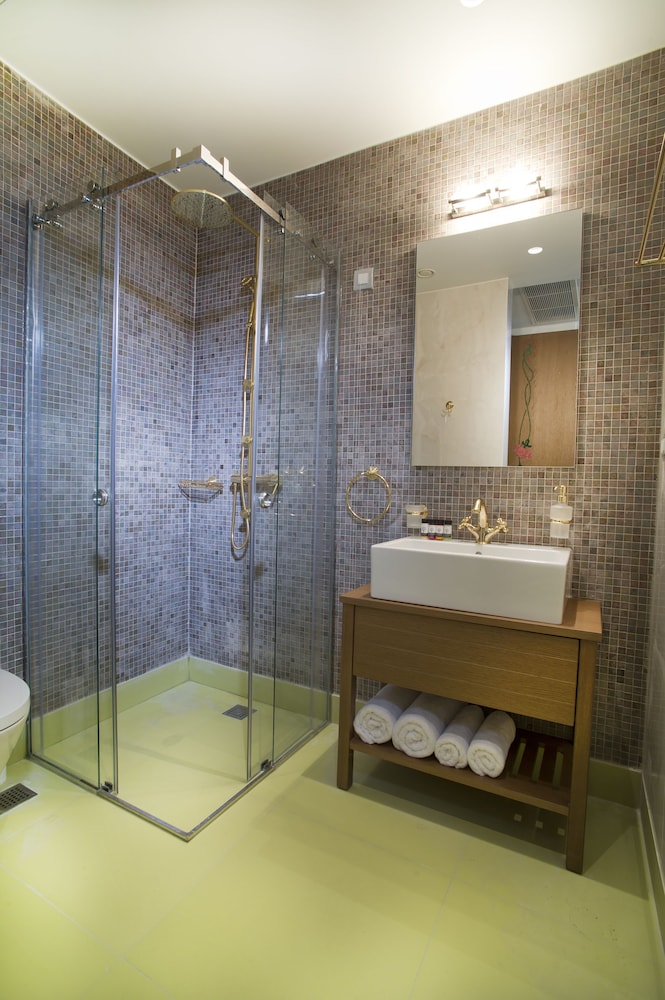 NLH FIX Neighborhood Lifestyle Hotels — Hotel rooms in Athens, Attica