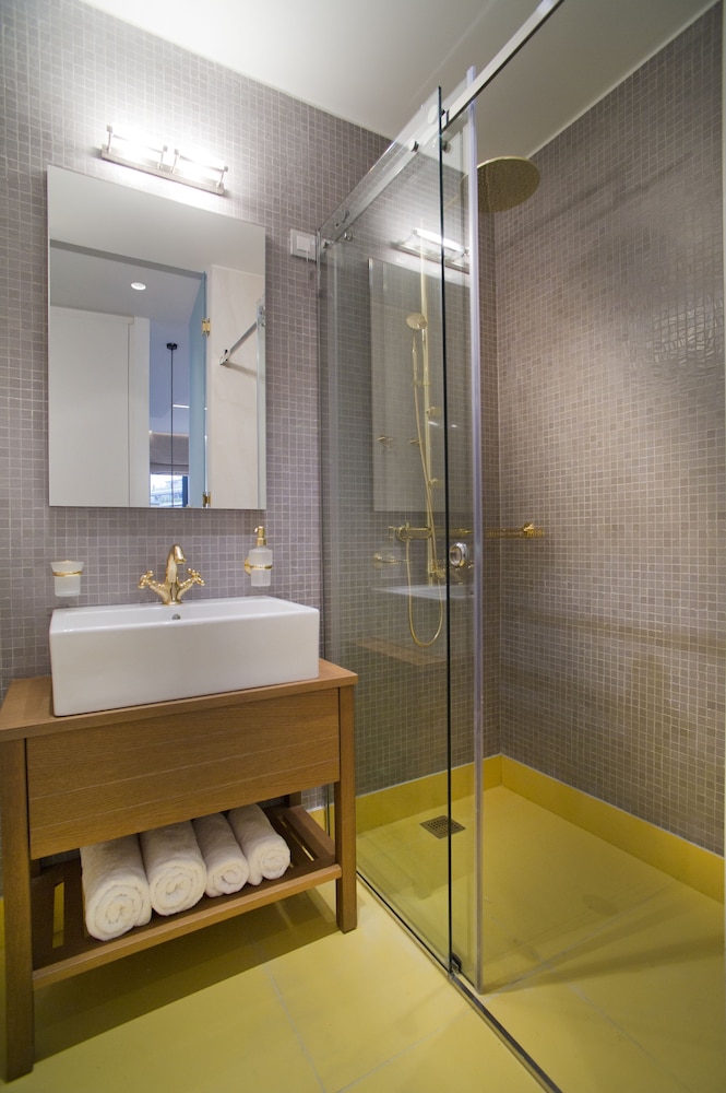 NLH FIX Neighborhood Lifestyle Hotels — Hotel rooms in Athens, Attica