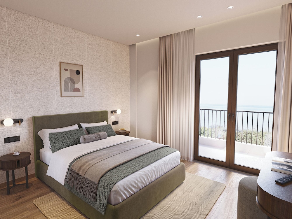Hotel Delfinia — Hotel rooms in Lesvos Island