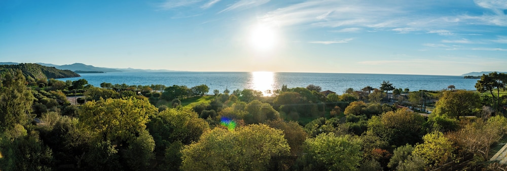 Hotel Delfinia — Attractions in the area in Lesvos Island