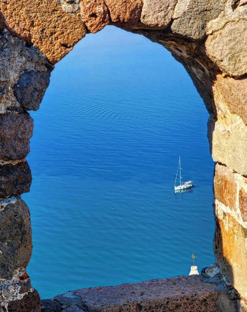 Hotel Delfinia — Attractions in the area in Lesvos Island