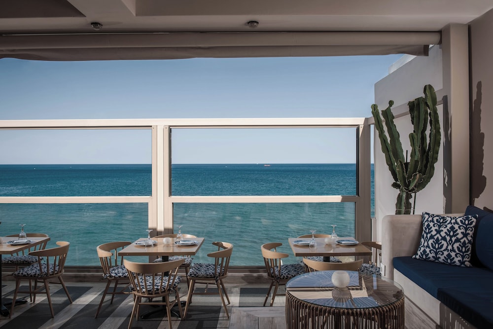Serenity Spritz Hotel - Adults Only — Restaurant & bars in Hersonissos