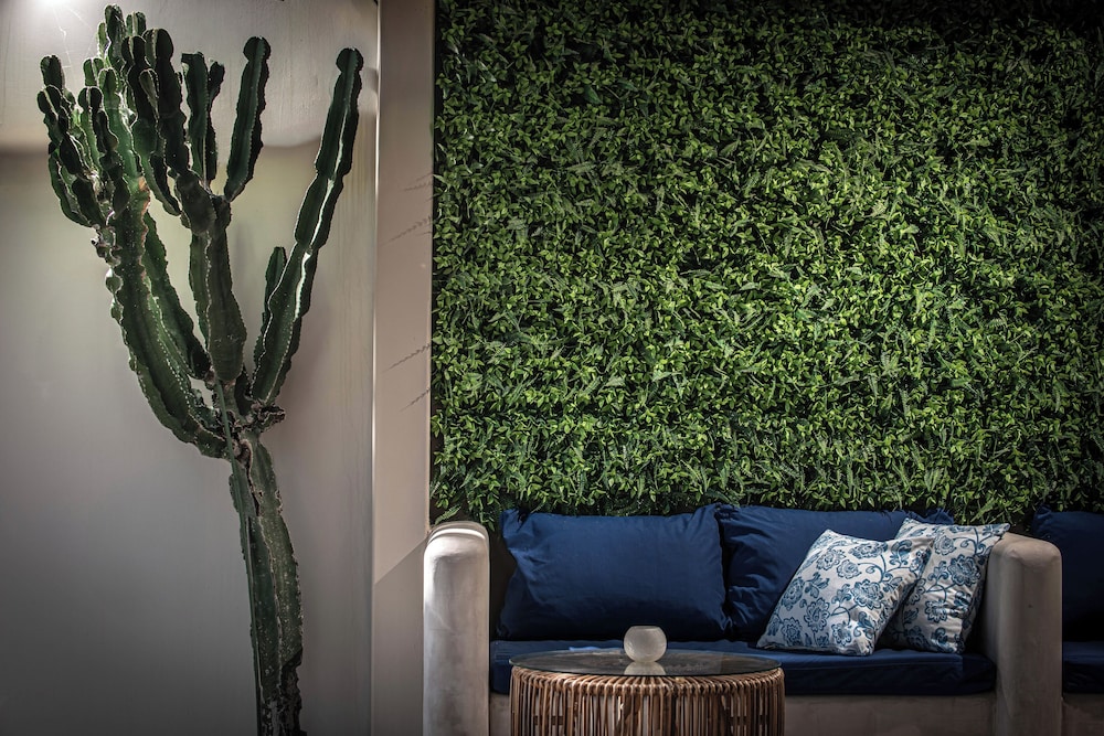 Serenity Spritz Hotel - Adults Only — Restaurant & bars in Hersonissos