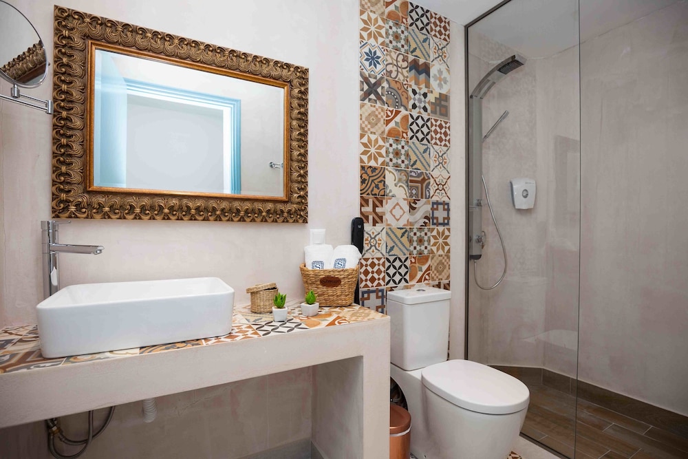 Serenity Spritz Hotel - Adults Only — Hotel rooms in Hersonissos