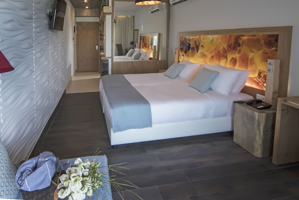 Elounda Orama Boutique Hotel by GHH — Hotel rooms in Elounda