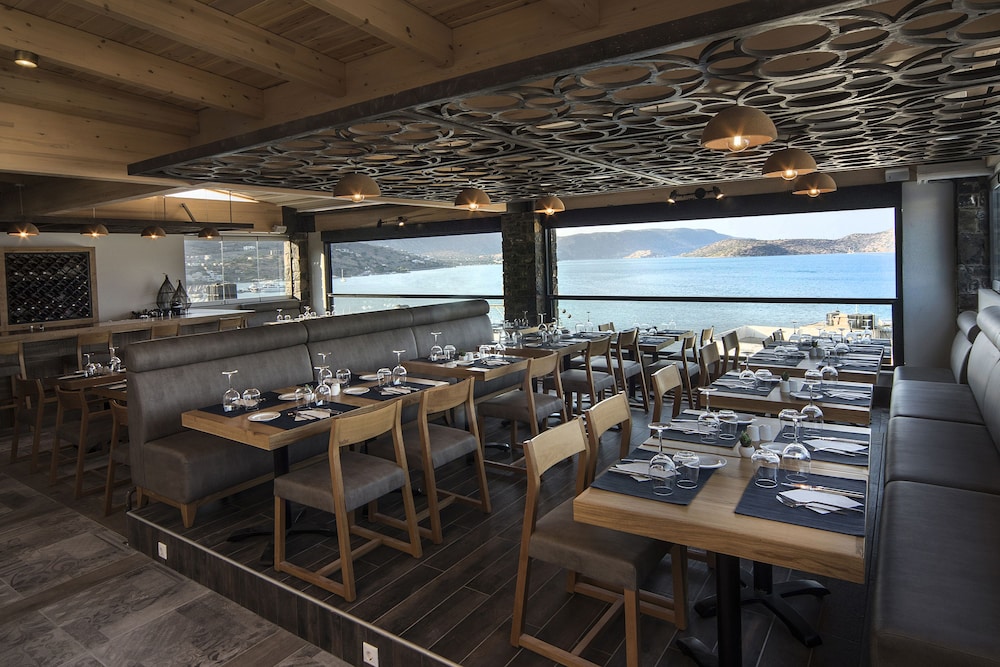 Elounda Orama Boutique Hotel by GHH — Restaurant & bars in Elounda