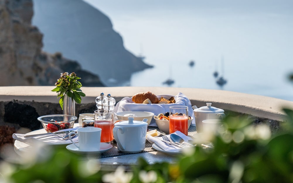 Pezoules of Oia — Restaurant & bars in Oia, South Aegean