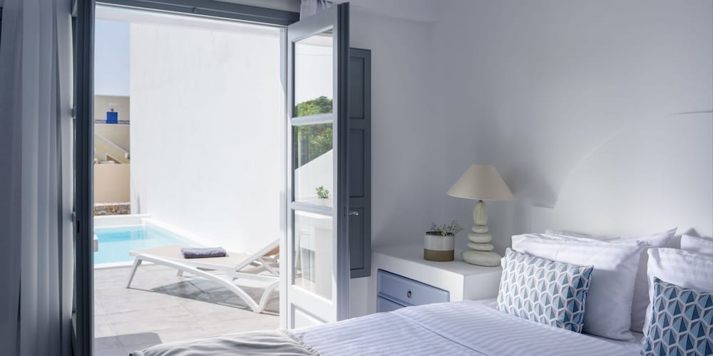 Antoperla Luxury Hotel & Spa — Hotel rooms in Perissa, South Aegean