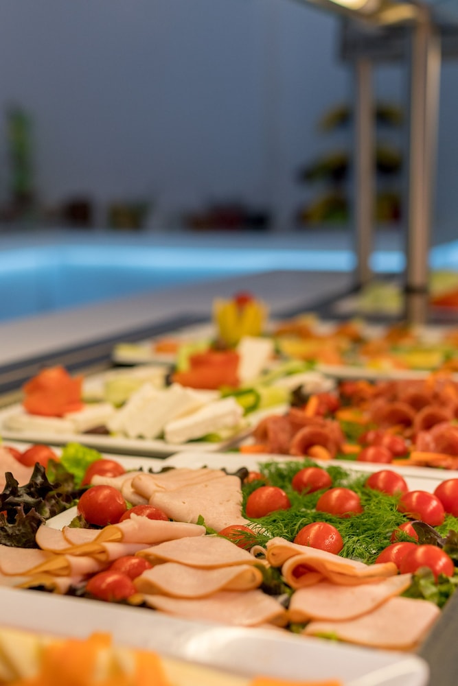 Antoperla Luxury Hotel & Spa — Restaurant & bars in Perissa, South Aegean