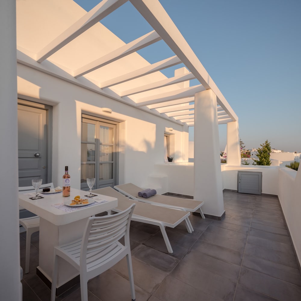 Antoperla Luxury Hotel & Spa — Hotel rooms in Perissa, South Aegean