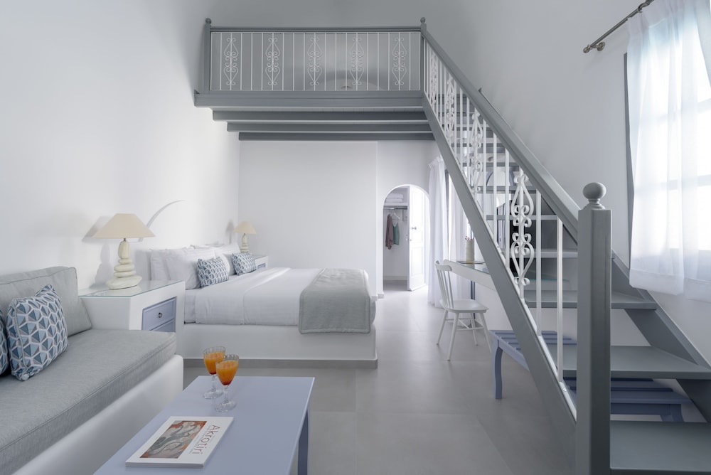 Antoperla Luxury Hotel & Spa — Hotel rooms in Perissa, South Aegean