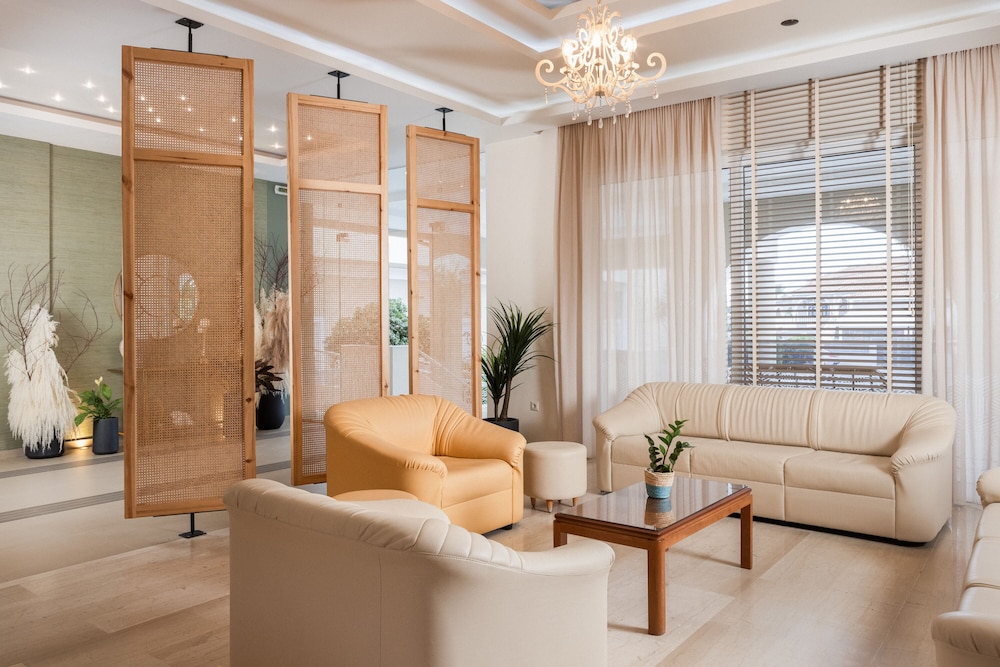 Kalamaki Beach Hotel - Zakynthos Island — Hotel rooms in Kalamaki (Zakynthos), Ionian Islands