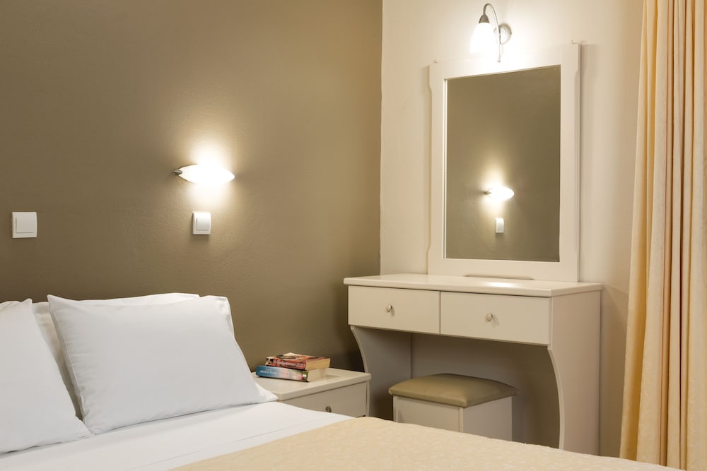 Kalamaki Beach Hotel - Zakynthos Island — Hotel rooms in Kalamaki (Zakynthos), Ionian Islands