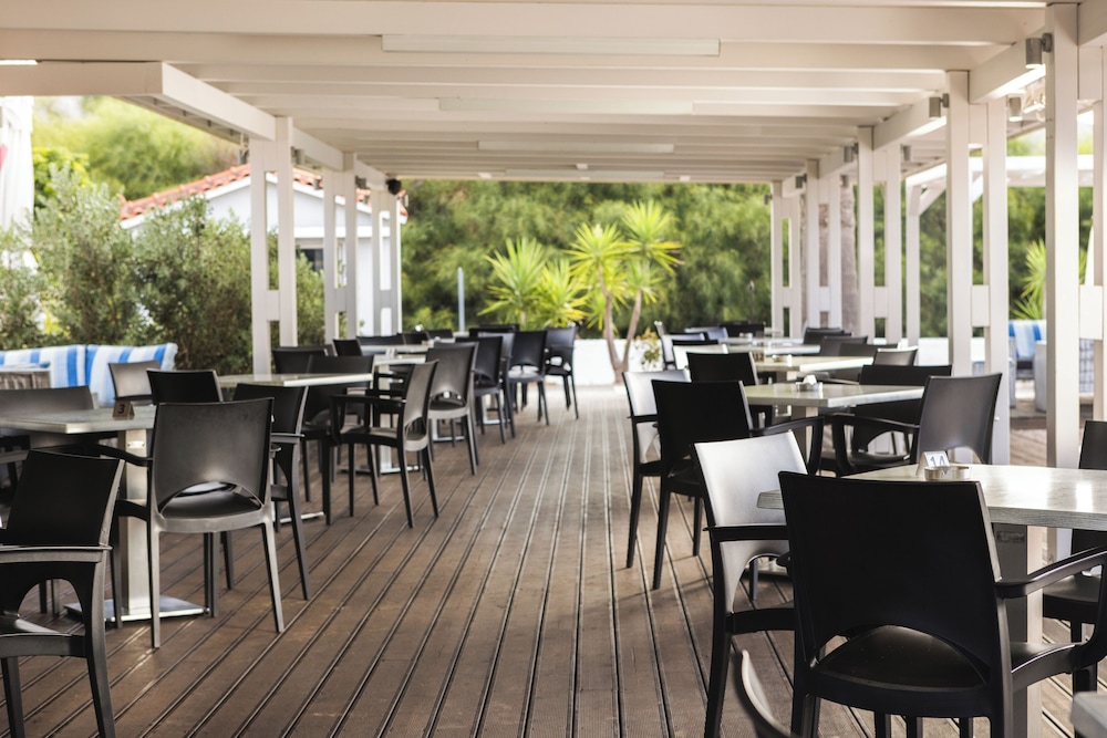 Kalamaki Beach Hotel - Zakynthos Island — Restaurant & bars in Kalamaki (Zakynthos), Ionian Islands